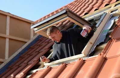 Pose de fenêtres de toit Velux à Bazaiges